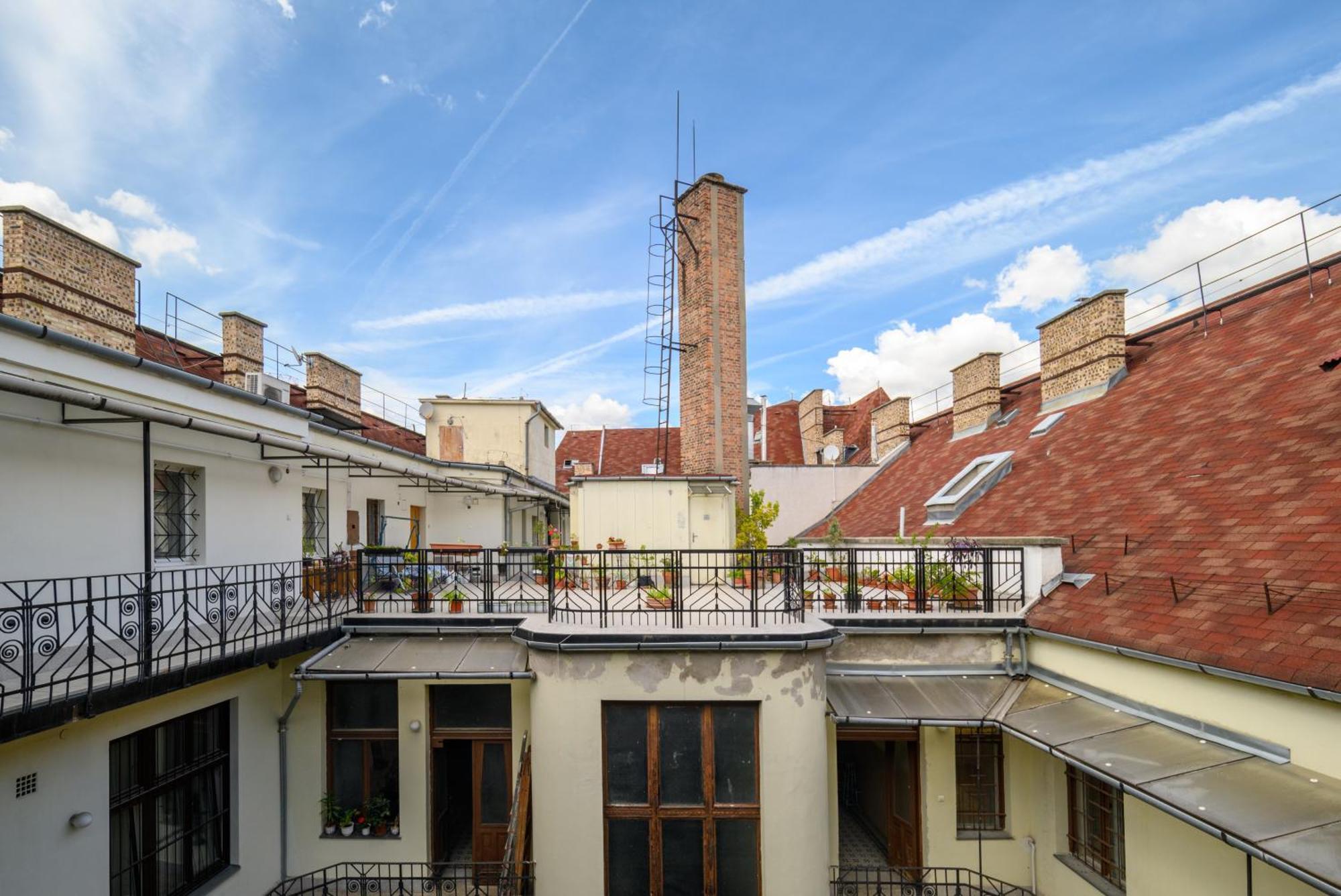Parlament Apartmant Budapest Exterior photo